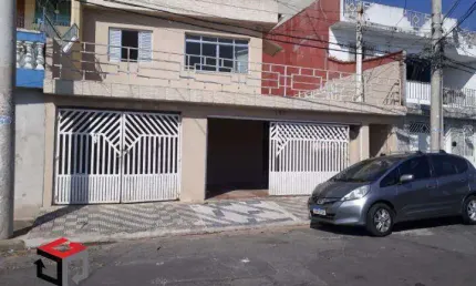 Sobrado à venda 3 quartos 3 vagas Do Estádio - Santo André - SP