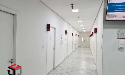 Salão 750 m² Localizado No Bairro Alzira Santo André - SP