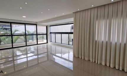 Apartamento para aluguel 3 quartos 3 suítes 4 vagas Jardim - Santo André - SP