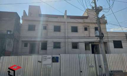 Sobrado à venda 3 quartos 1 suíte 4 vagas Camilópolis - Santo André - SP
