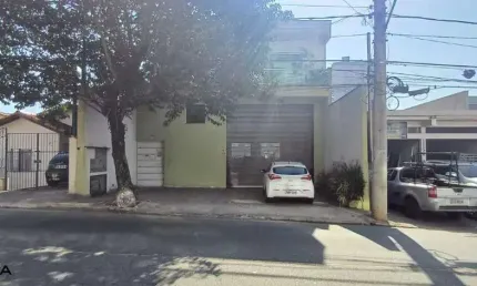 Galpão para aluguel 2 vagas Jardim - Santo André - SP