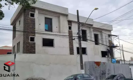 Sobrado à venda 2 quartos 2 suítes 2 vagas Pires - Santo André - SP