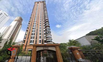 Apartamento com 4 suítes e 5 banheiros à Venda, 260 m².