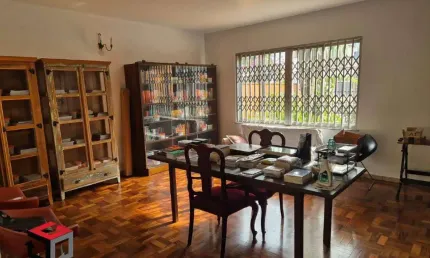 Sobrado Residencial 3 Dormitórios no Alto de Pinheiros com 237 m2.