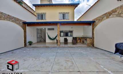 Sobrado à venda 3 quartos 1 suíte 8 vagas Alice - Santo André - SP