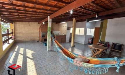 Sobrado à venda 3 quartos 2 vagas Rudge Ramos - São Bernardo do Campo - SP