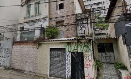 Terreno com 270m² localizado no Bairro Água Branca em São Paulo - SP.