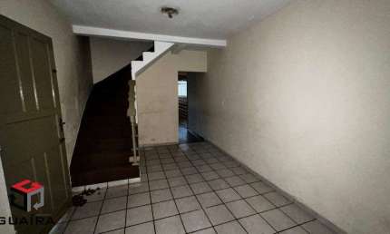 Sobrado à venda 4 quartos 2 vagas Santa Maria - Santo André - SP