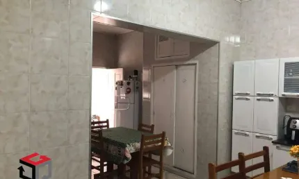 Sobrado à venda 3 quartos 2 vagas Jardim - Santo André - SP