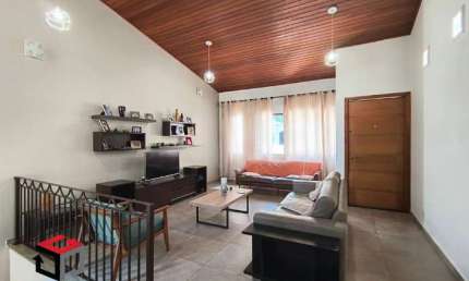Casa com 3 quartos à venda na Rua Bárbara Heliodora, 29, Vila Romana, São Paulo