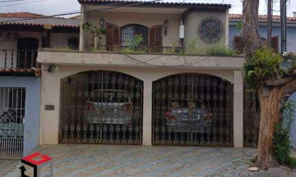 Sobrado amplo completamente mobiliado à venda 5 quartos 1 Suíte 2 vagas - 1.160.000 Santa Terezinha SBC