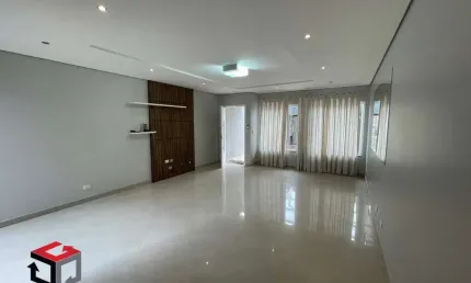 Sobrado à venda 3 quartos 1 suíte 4 vagas Nova Petrópolis - São Bernardo do Campo - SP