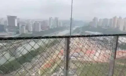 Apartamento 5 Dormitórios em Chácara Itaim com 330m²