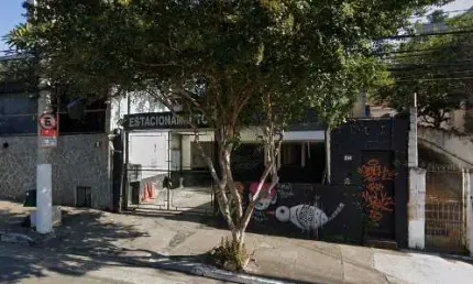 Prédio com 1000m² com 30 vagas de garagem e 5 banheiros- Vila Madalena - São Paulo - SP