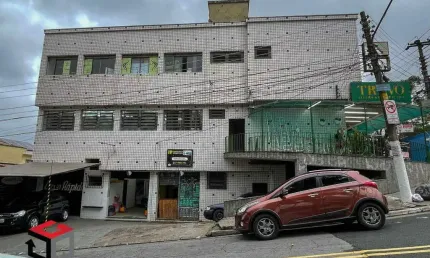 Prédio a venda com 456 m² localizado no Bairro Baeta Neves em São Bernardo do Campo - SP.