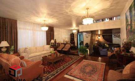 Sobrado Residencial Alto Padrão 453m² em Alto de Pinheiros