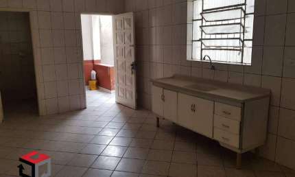 Casa à venda 3 quartos 2 vagas Alves Dias - São Bernardo do Campo - SP