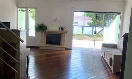 Casa à venda 3 quartos 3 suítes 4 vagas Euclides - São Bernardo do Campo - SP