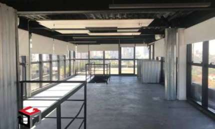 Prédio amplo com 843m² a venda localizado no Bairro Sumarezinho em São Paulo - SP.
