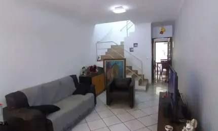 Sobrado à venda 2 quartos 2 suítes 1 vaga Alice - Santo André - SP