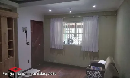 Sobrado à venda 3 quartos 2 vagas América - Santo André - SP