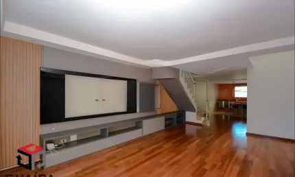 Sobrado à venda 3 quartos 3 suítes 5 vagas Nova Petrópolis - São Bernardo do Campo - SP