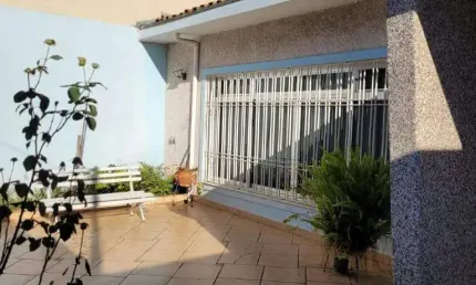 Casa térrea no brooklin - 3 dormitórios - 1 suíte - 3 vagas - 300m²