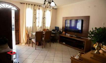 Sobrado para aluguel 3 quartos 4 vagas Centro - Diadema - SP