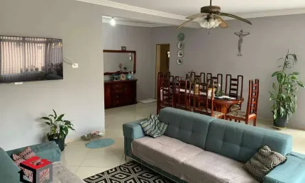 Sobrado à venda 5 quartos 2 suítes 4 vagas Dos Casa - São Bernardo do Campo - SP