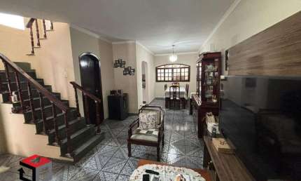 Sobrado à venda 3 quartos 2 suítes 3 vagas Jordanópolis - São Bernardo do Campo - SP