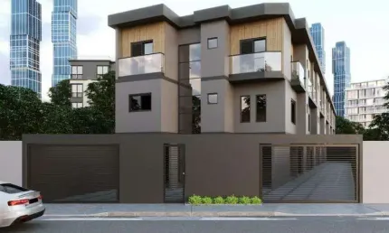Sobrado á venda em Condominio Fechado com 3 quartos, 1 suíte, 3 banheiros, 3 vagas - Bairro Assunção - S. André.