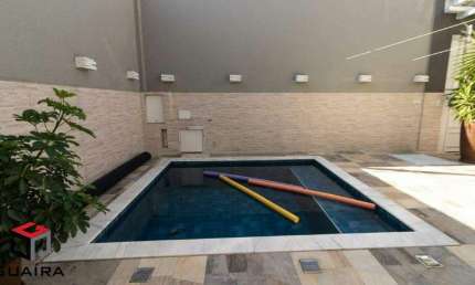 Casa a Venda Mirandópolis, 3 Suítes, Piscina, 3 Vagas, 200 a.u