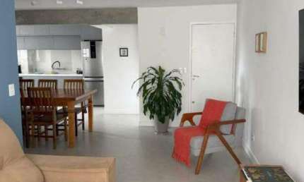 Apartamento 3 Dormitórios em Vila Cordeiro com 90m²