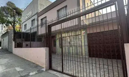 Sobrado à venda 3 quartos 4 vagas Jardim - Santo André - SP