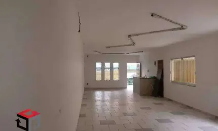 Casa a venda com 211m² no Bairro Jardim em Santo André - SP.