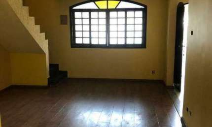 Sobrado à venda 4 quartos 1 suíte 2 vagas Camilópolis - Santo André - SP