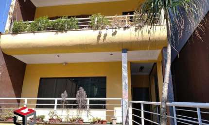 Sobrado à venda 5 quartos 5 suítes 20 vagas Utinga - Santo André - SP
