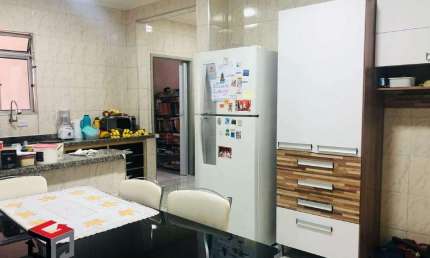 Casa térrea á venda com 2 Quartos e mais 1 casa com 1 Quarto no bairro Nova Gerty - São Caetano do Sul/SP