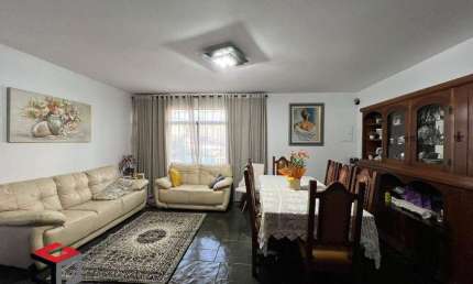 Sobrado para aluguel 4 quartos 2 suítes 3 vagas Jardim - Santo André - SP