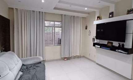Sobrado à venda 2 quartos 2 vagas Junqueira - Santo André - SP