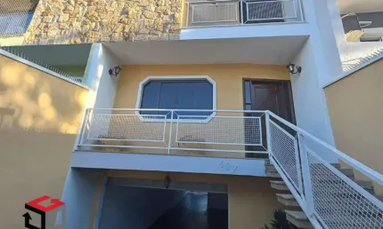 Sobrado para aluguel 3 quartos 1 suíte 4 vagas Scarpelli - Santo André - SP