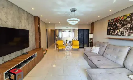 Sobrado à venda 3 quartos 1 suíte 4 vagas Curuçá - Santo André - SP