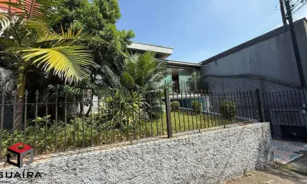 Casa para aluguel 3 quartos 2 vagas Alzira - Santo André - SP