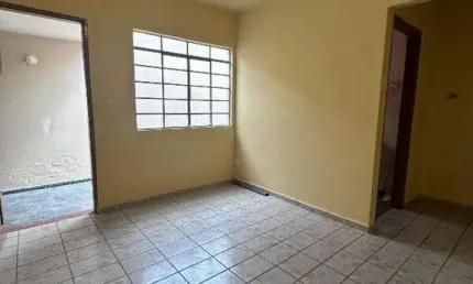 Casa para aluguel 2 quartos 1 vaga Valparaíso - Santo André - SP