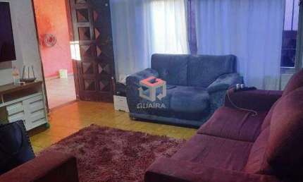 Casa de 180m² no Bairro Moinho Velho em São Paulo- SP