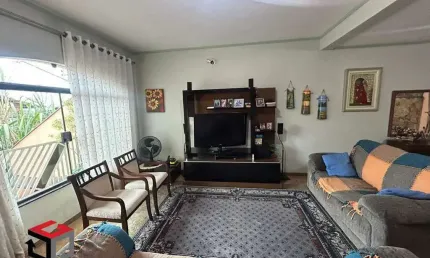 Sobrado à venda 2 quartos 1 suíte 6 vagas Nossa Senhora das Vitórias - Mauá - SP