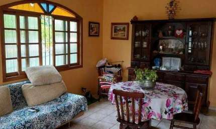Sobrado à venda 3 quartos 1 suíte 2 vagas Junqueira - Santo André - SP