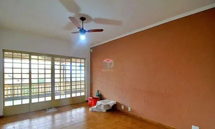 Sobrado à venda 3 quartos 1 suíte 2 vagas Humaitá - Santo André - SP