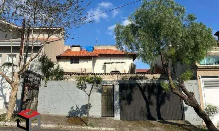 Sobrado à venda 4 quartos 4 suítes 5 vagas Independência - São Bernardo do Campo - SP