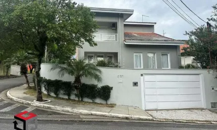 Sobrado à venda 3 quartos 3 suítes 5 vagas Independência - São Bernardo do Campo - SP